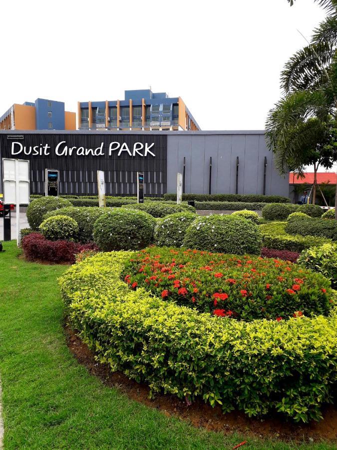 Dusit Grand Park Condo Pattaya Eksteriør bilde